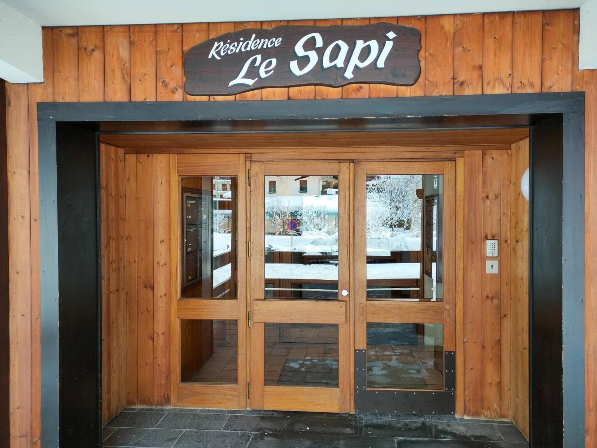 シャモニーChemin Du Sapi - Private Garden - Center Of Cham - Montblanc Viewsアパートメント エクステリア 写真
