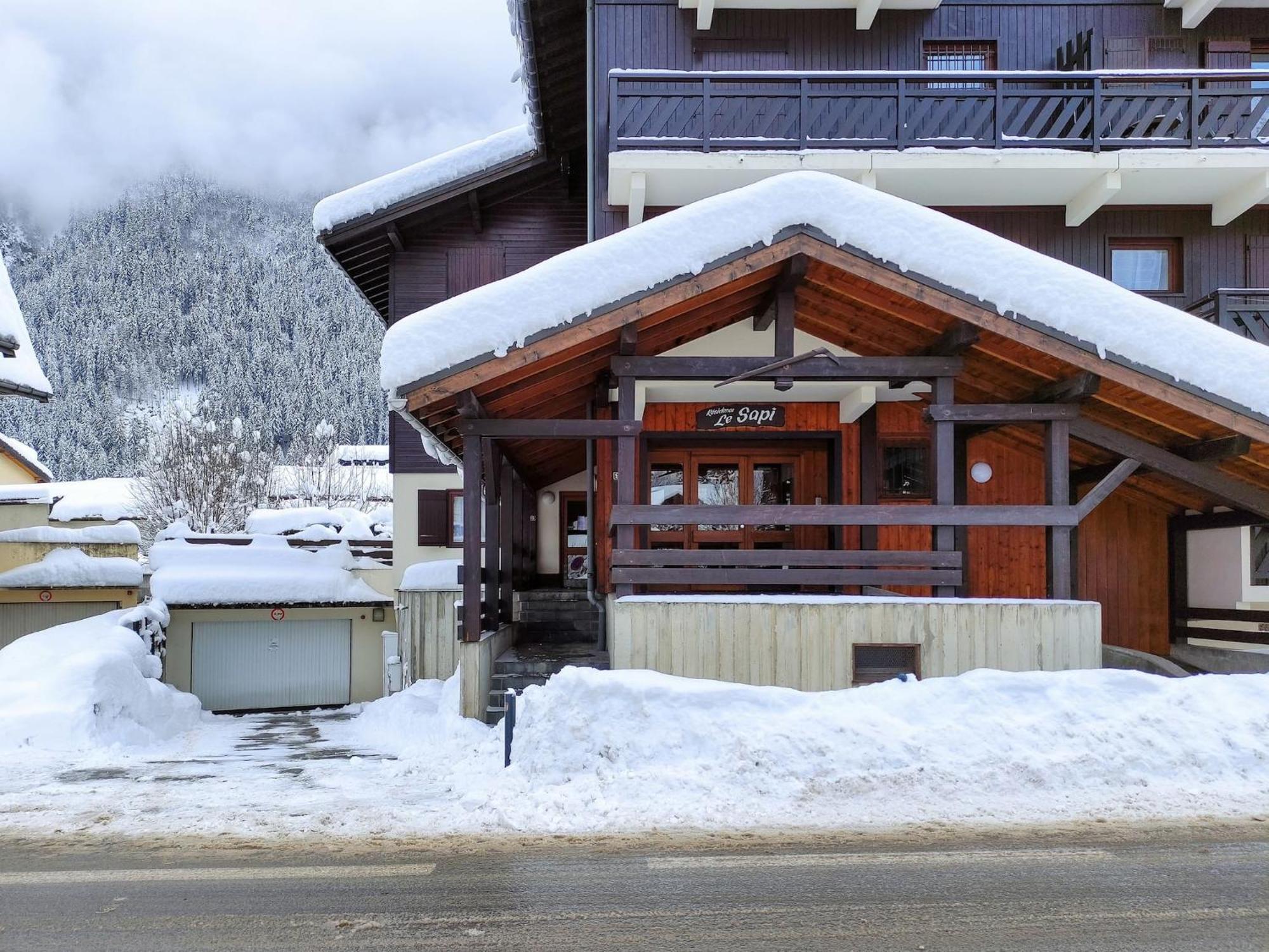 シャモニーChemin Du Sapi - Private Garden - Center Of Cham - Montblanc Viewsアパートメント エクステリア 写真